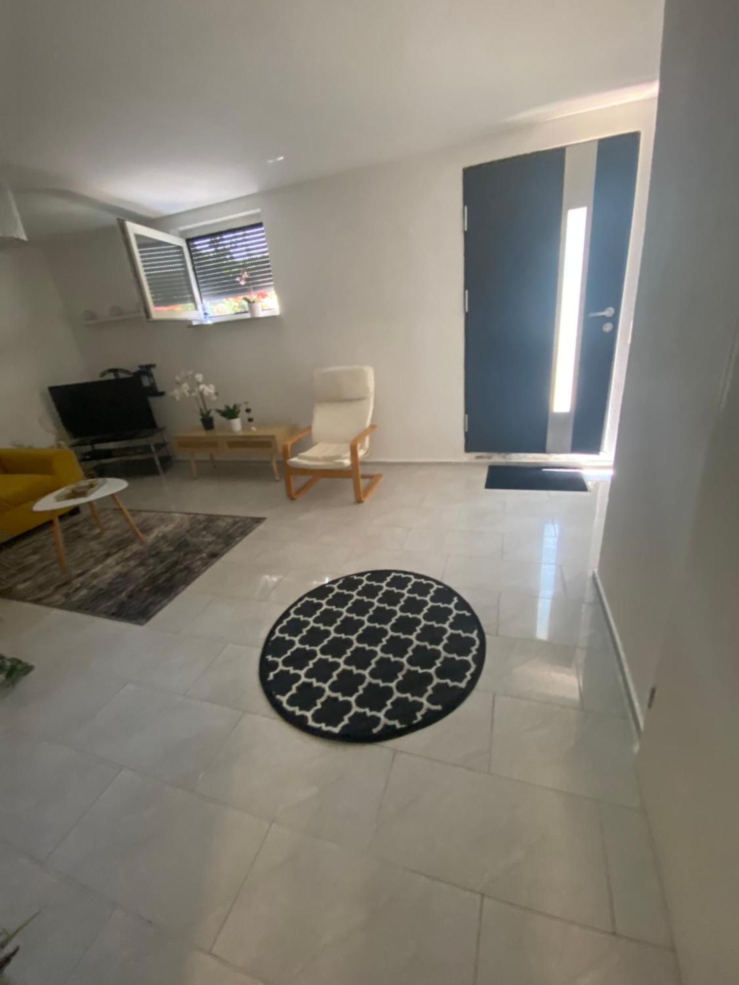 Camy Apartment