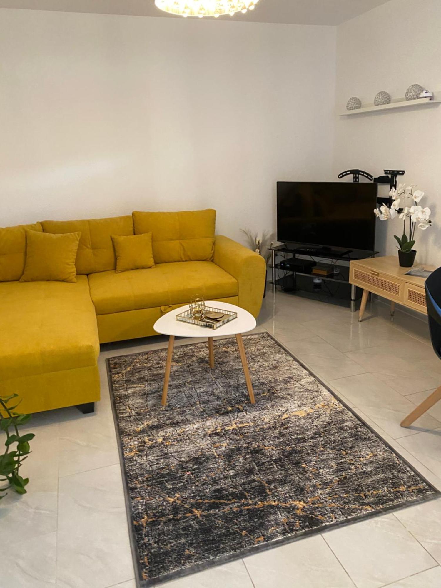 Camy Apartment
